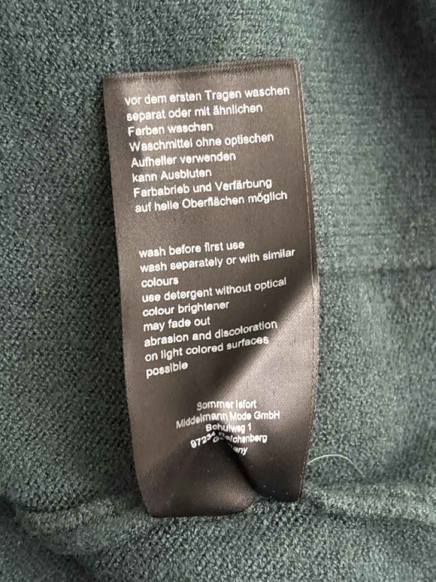 Pulls & Sweat-shirts: Dunkelgrüner Strickpullover mit Rollkragen, Grösse M – D'occasion à langenthal par rundholz7 5