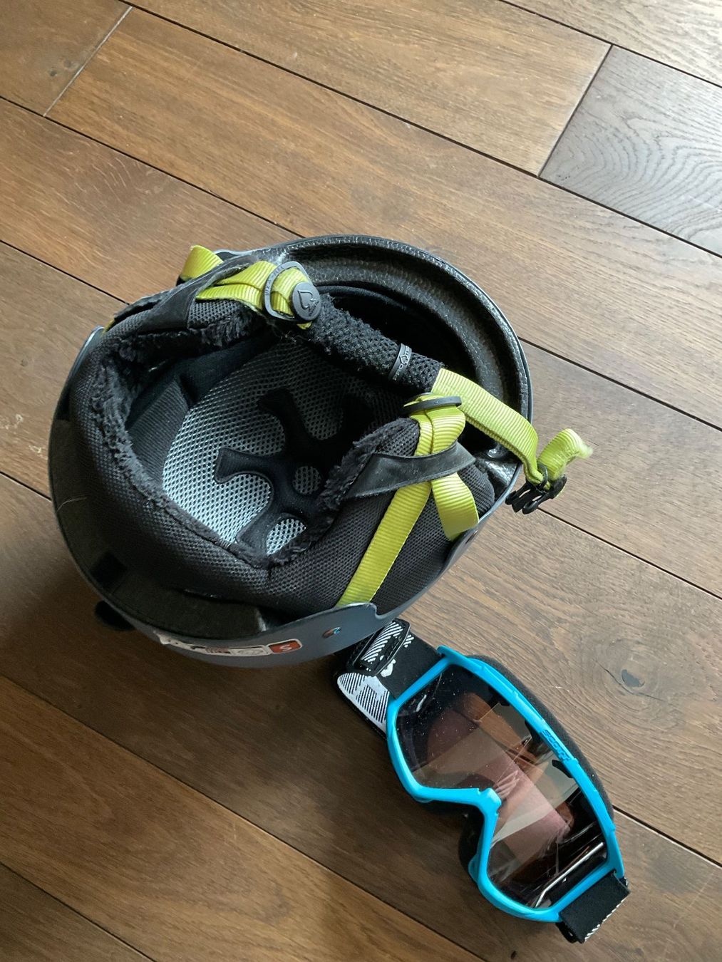 Caschi: Pro Tec Skihelm, für 10-14-jährige – Usato da Rapperswil SG venduto da Chriki0 2