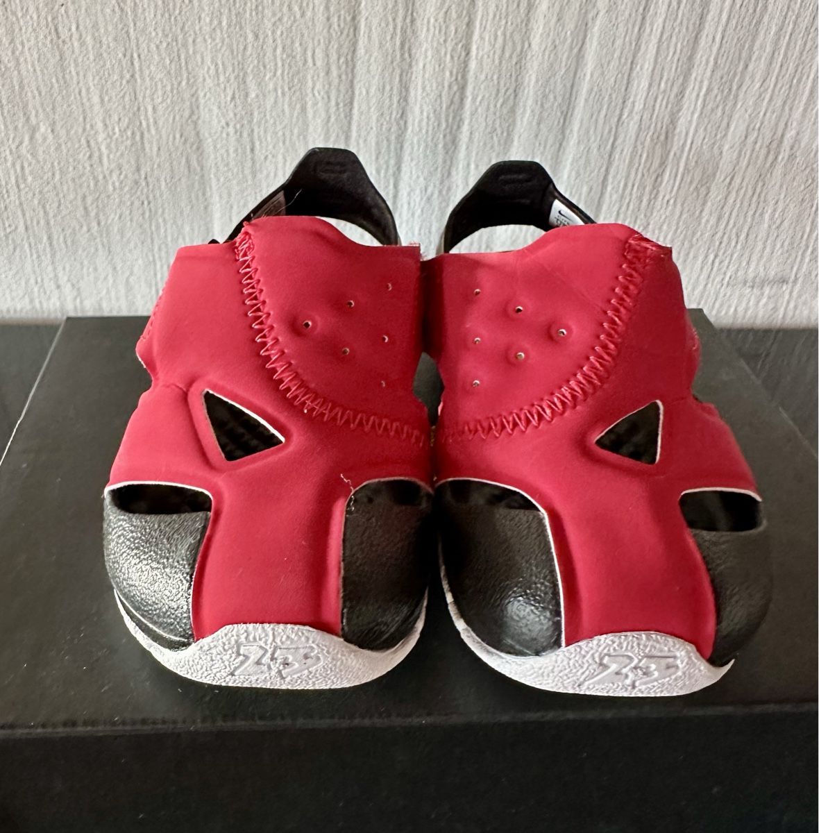 Jordan Scarpe per ragazzi: Baskets neuves Jordan pour bébé taille 22 – Nuovo e nell'imballaggio originale da Gimel venduto da Cindy2018
