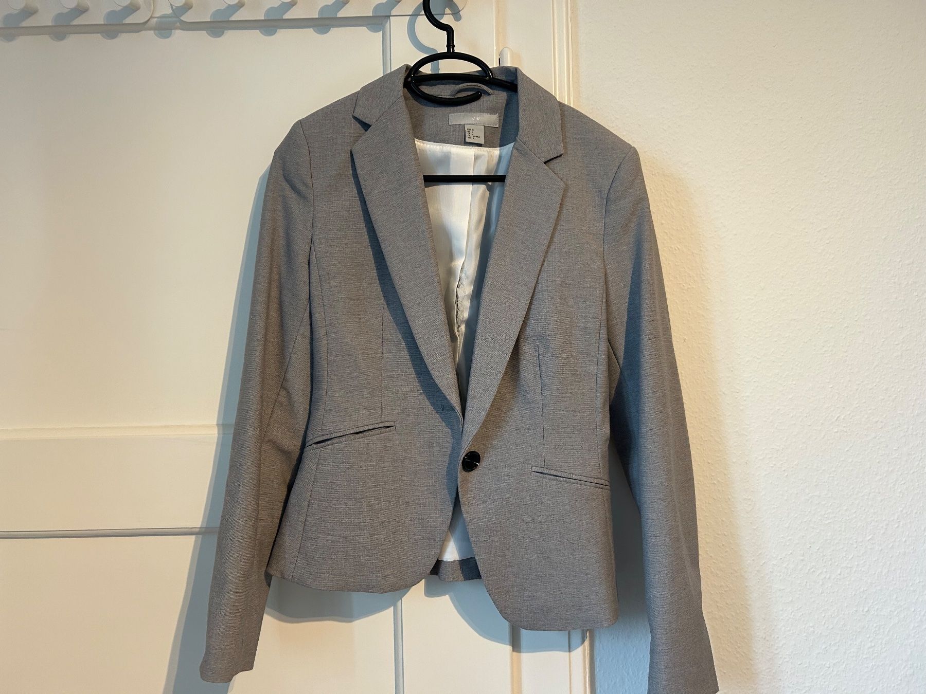 H&M Giacche: H&M Blazer, grau, Grösse 34 – Usato da Zürich venduto da la_222