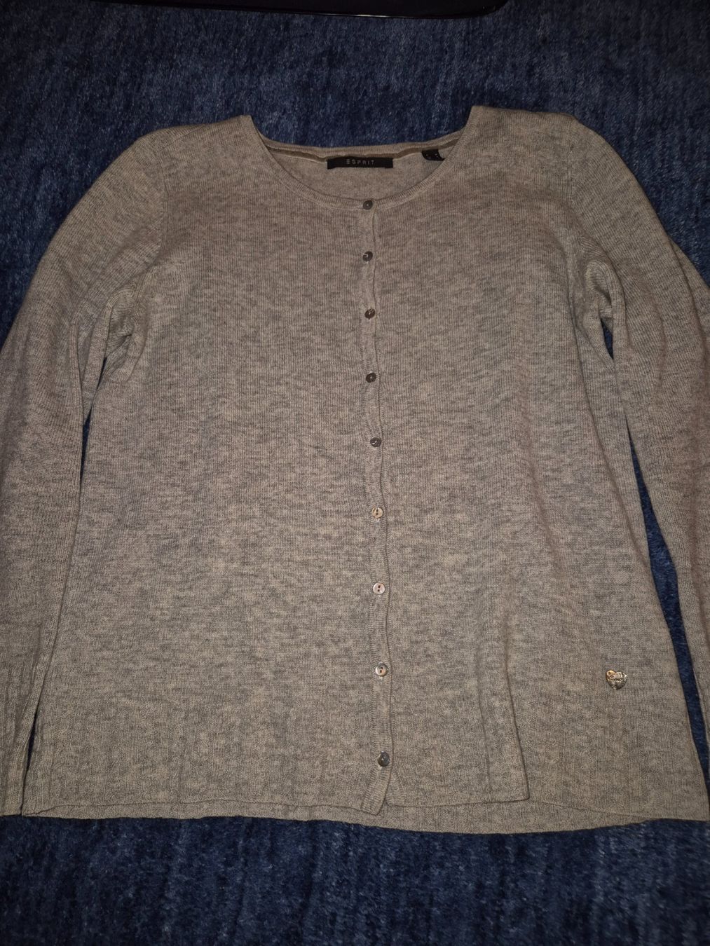 Lotti di vestiti: Kleiderpaket Pullover 8xStück grösse M – Usato da Altendorf venduto da MiriCaj 1