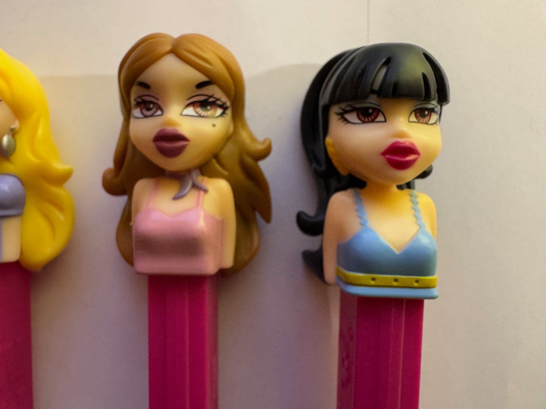 Pez Statuette: 4 seltene BRATZ - Pez Spender ! – Nuovo (secondo la descrizione) da Hedingen venduto da Wowi 3