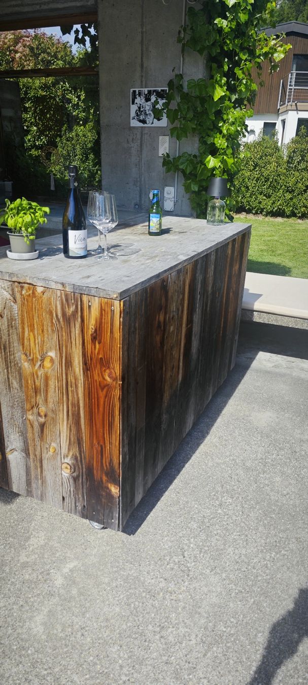 Allestimento di negozi e stand fieristici: Mobile Outdoor Altholz Bar – Usato da Weesen venduto da Realbuchilla1