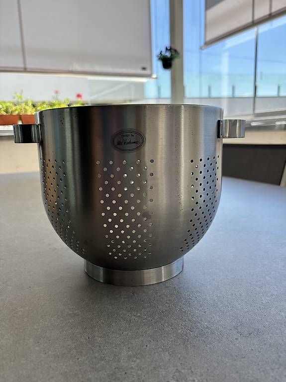 Ikea Küchengeräte: Löcherbecken – Gebraucht aus Thun von Globi55