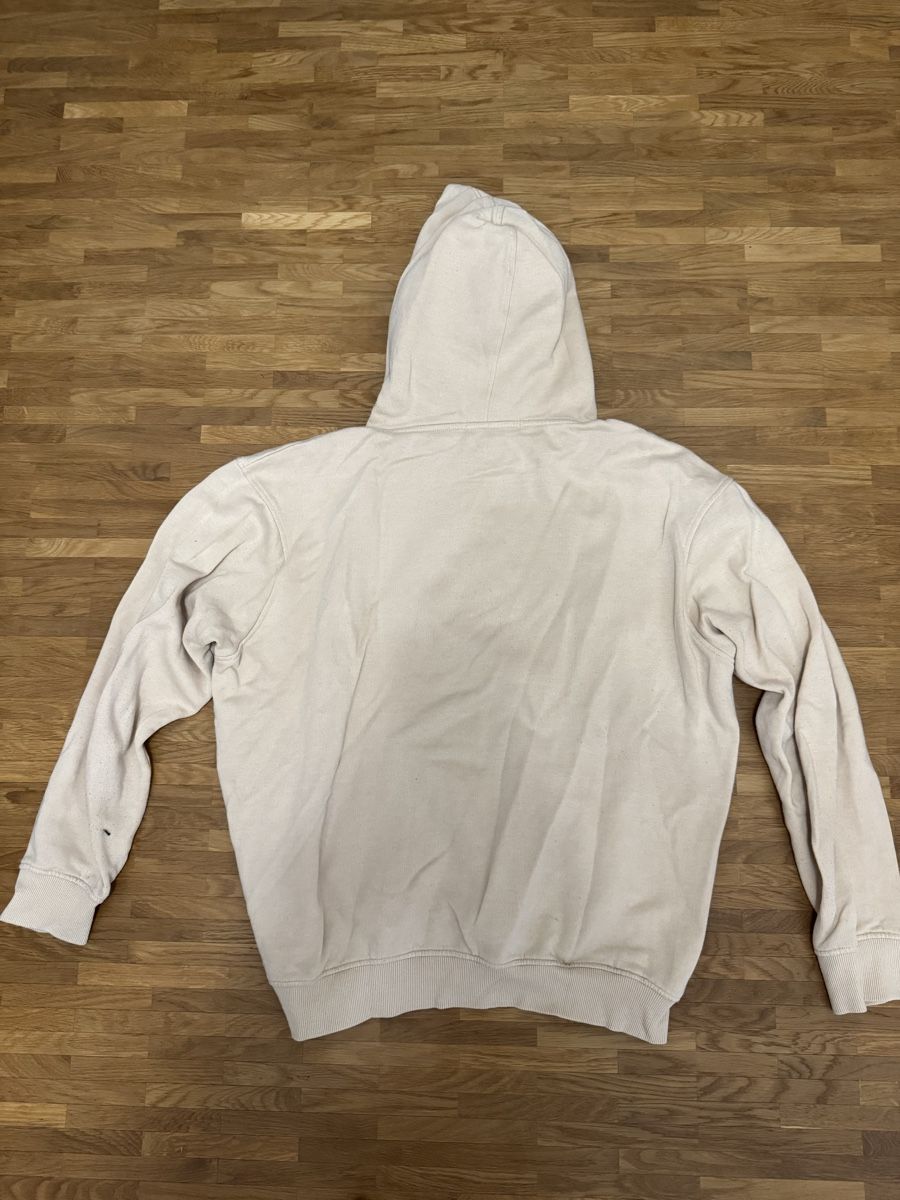Maglioni & Felpe: Mennace Hoodie Beige Grösse L – Usato da Zwingen venduto da mpr_7ykk 1