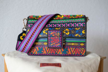 ETRO Tasche mit zwei Riemen