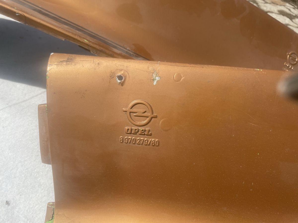 Opel Tutti pezzi di ricambio auto: Opel Manta A Frontspoiler – Usato da St. Antoni venduto da Bre64 2