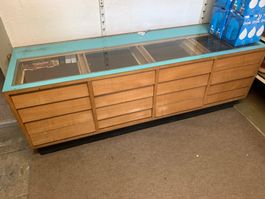 Verkaufe Vintage Ladentisch / Sideboard mit Schubladen 70er