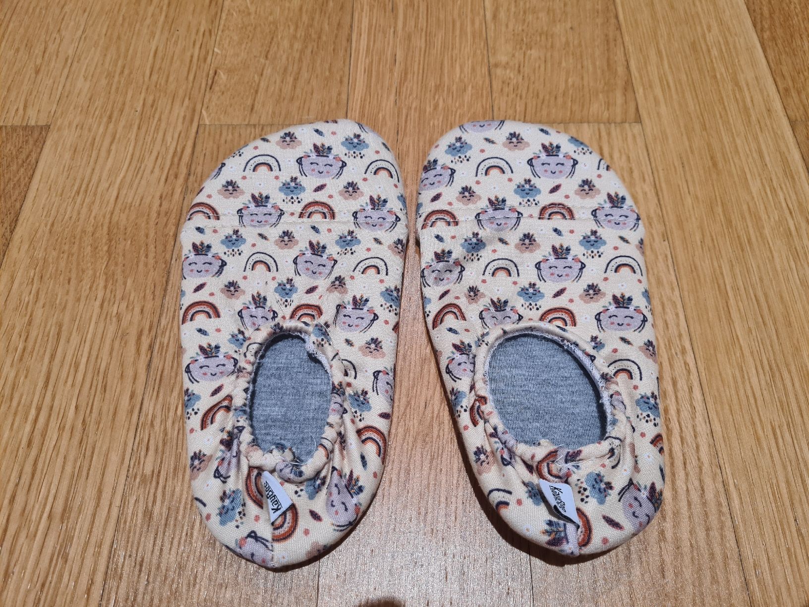 Schuhe für Mädchen: Täppeli Gr 28 – Gebraucht aus Zumikon von daryona