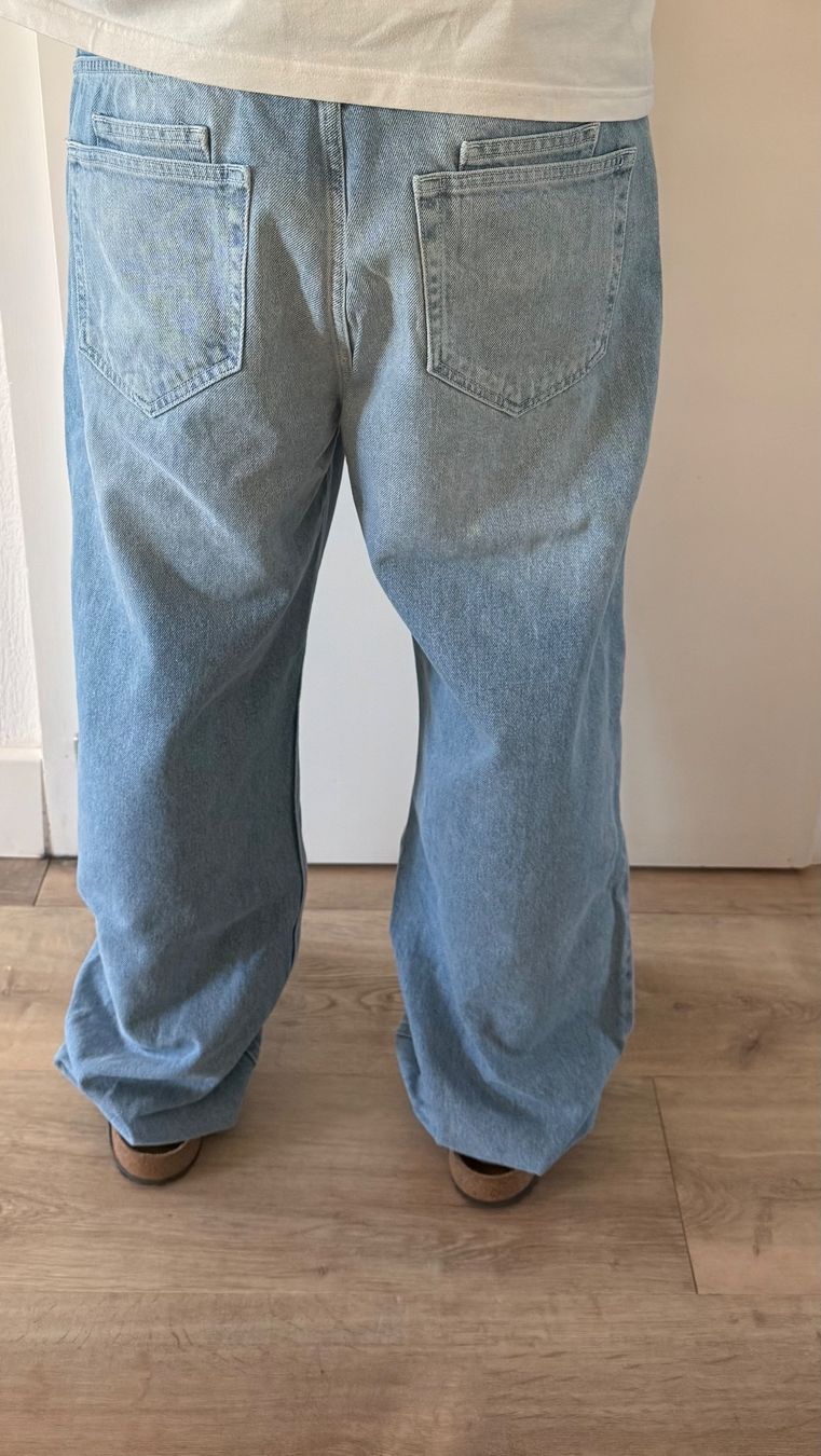 Jeans: Pantalon en jeans Vincinity brodé – Usato da Vich venduto da babou1972 1