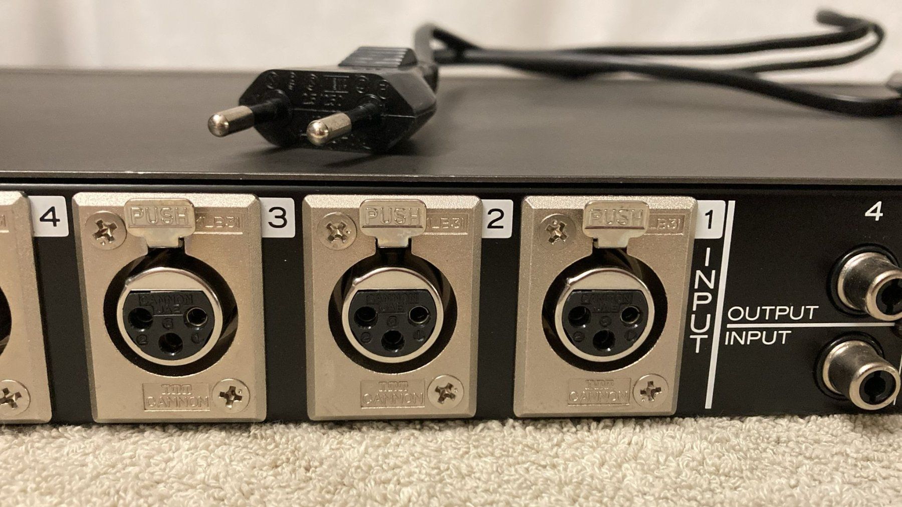 Tascam Convertitori: Tascam-LA40 Konverter – Usato da Dietikon venduto da Rima57 6
