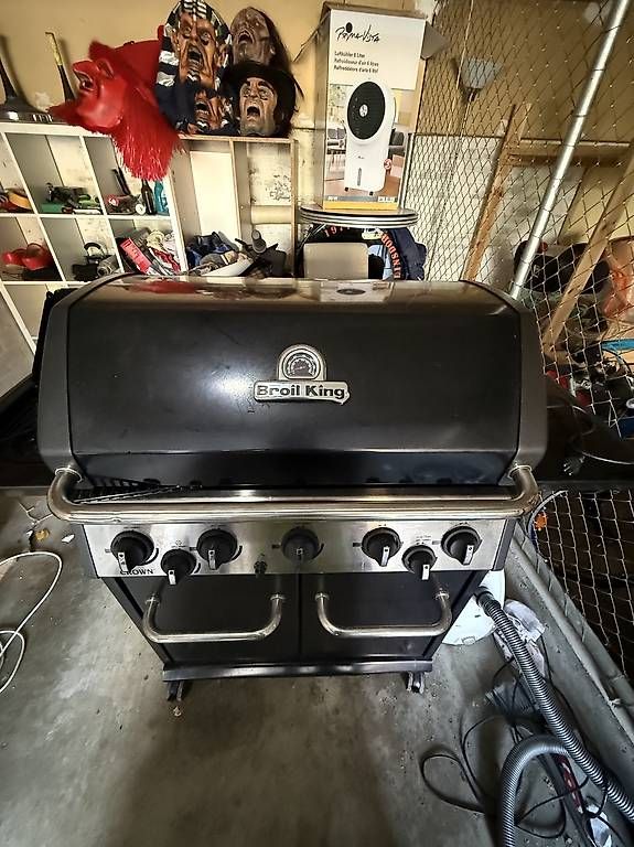 Broil King Grills: Broil King Grill – Gebraucht aus Bubendorf von kev_c8jb
