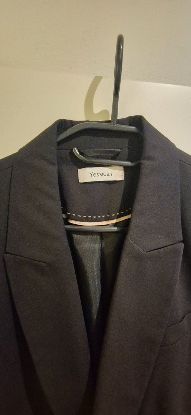 Jacken: Blazer - schwarz – Neu (gemäss Beschreibung) aus Knonau von xxj_8g62 1