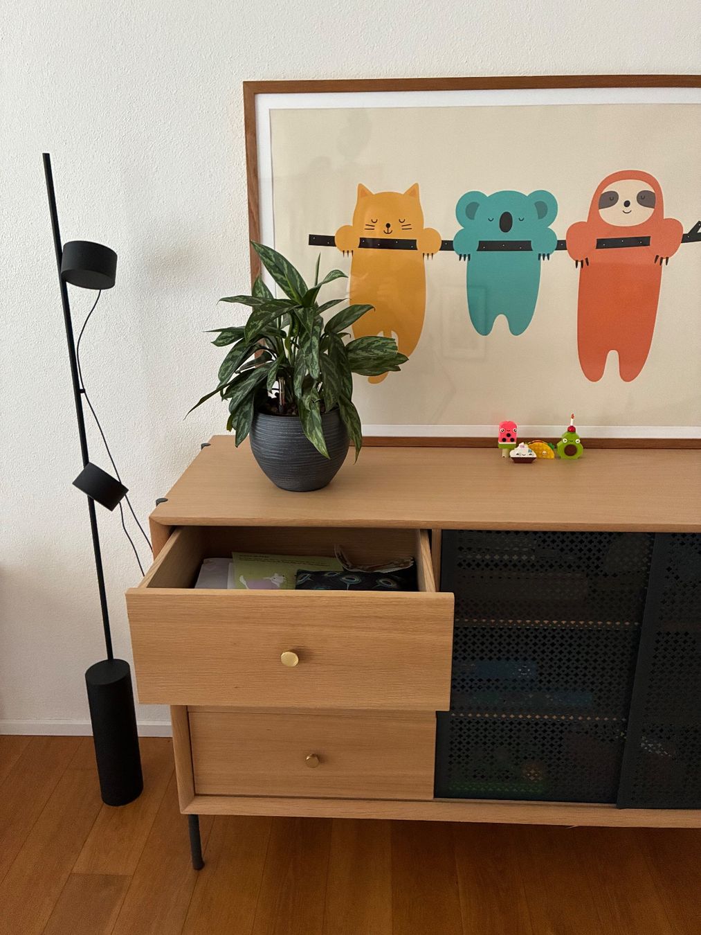 Cassettiere: Hartô - Gabin Sideboard mit Schublade – Usato da Stallikon venduto da KFQC 1