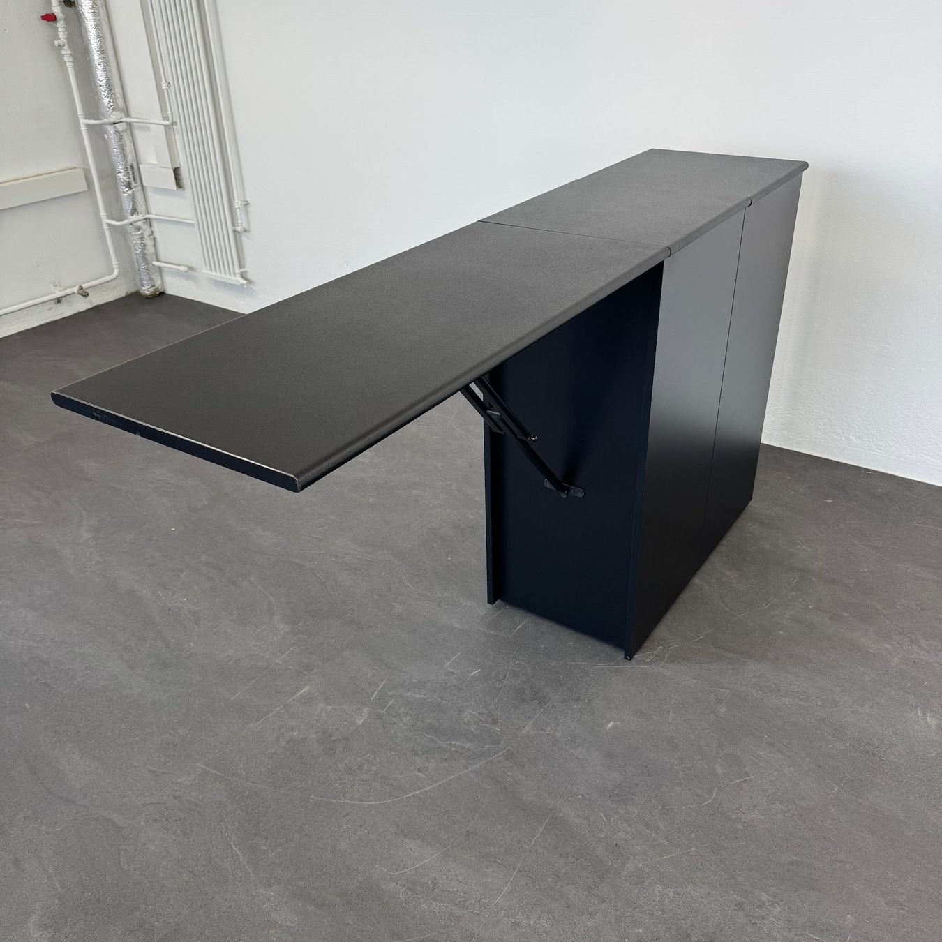 Armadi: Top Design Exclusiv Mobile Bartheke max 2470 mm breit – Usato da Schönenwerd venduto da mcofficeshop 6