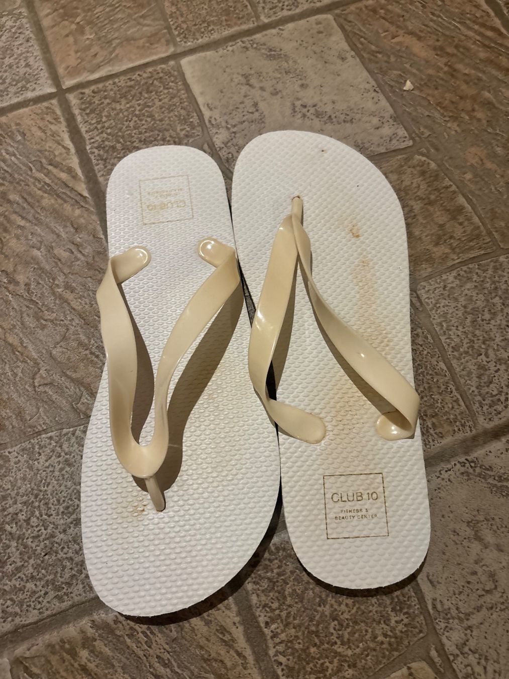 Herrenschuhe: 38_Club10 tongs – Gebraucht aus Versegeres von kista