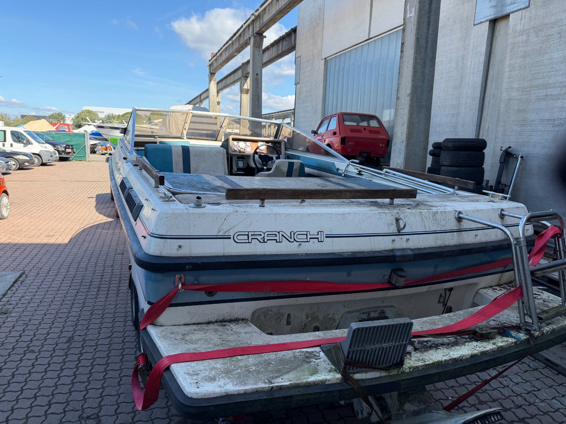 Cranchi Boote: CRANCHI DERBY 216 SPORT BOOT – Gebraucht aus Avenches von BOOTTRANSPORTE 1