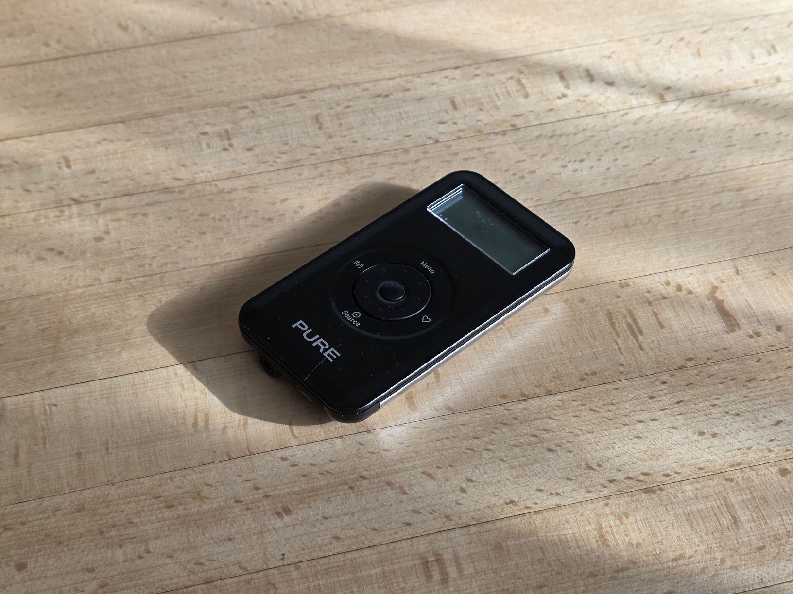 Radios: Pure Move 2500 – D'occasion à Bern par Enya1 1