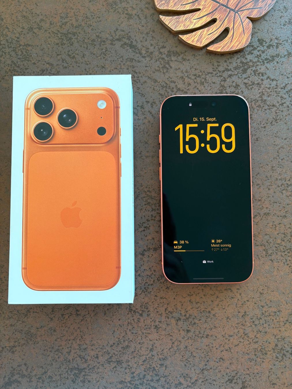 Apple Telefoni cellulari / Smartphones: Apple iPhone 17 Pro - Cosmic Orange 256GB – Usato da Spreitenbach venduto da Alby_ 1