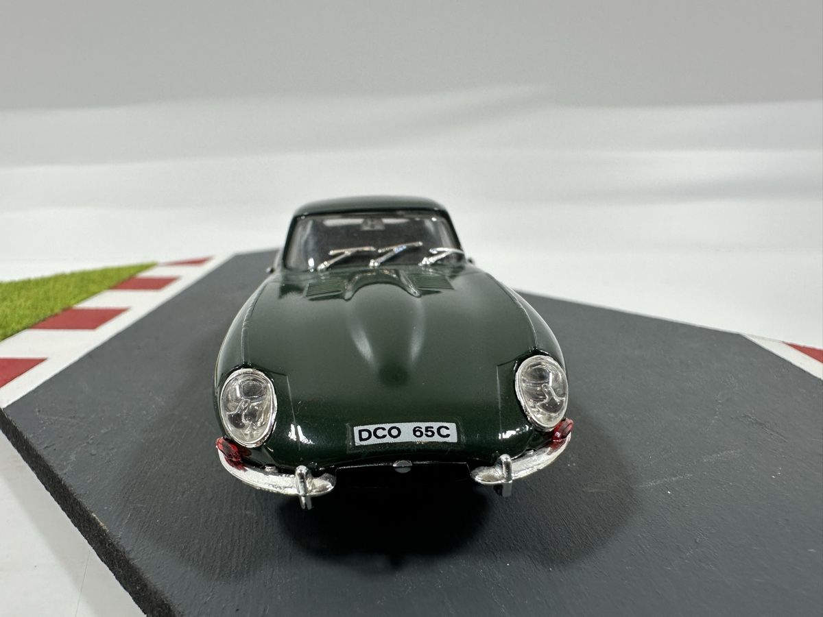 Jaguar Modellautos: Jaguar E Type 1:43, grün, wie Neu, MODEL BOX – Neu (gemäss Beschreibung) aus Zofingen von rf9_x2xt 7