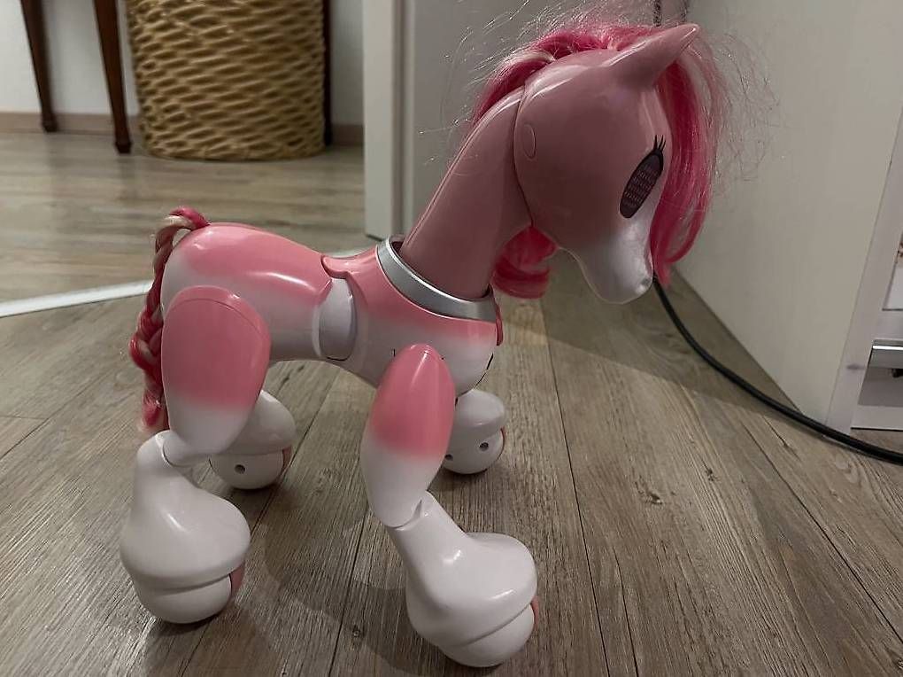 Jouets: Pony zoomer neuf – D'occasion à Yverdon-les-Bains par car_xd5s