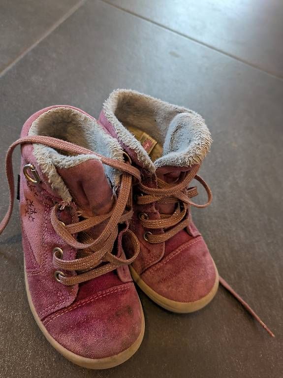 Schuhe für Jungen: Superfit Winterschuhe Groovy Grösse 23 oder 24 – Gebraucht aus Stäfa von FloStauf 2