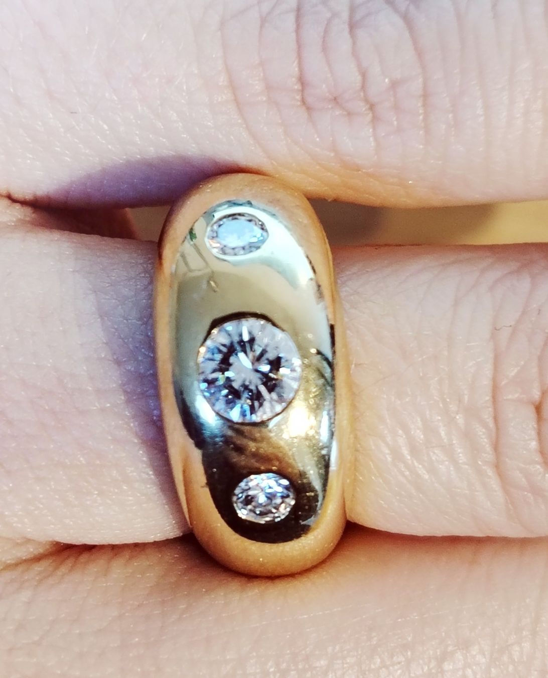 Cartier Anelli: Cartier Ring massiv mit grossen Diamanten – Usato da Menziken venduto da Atelier_Bruendler 1