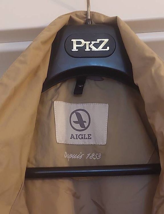 Vestes: Veste AIGLE avec capuchon – D'occasion à Tschugg par Cob56 2