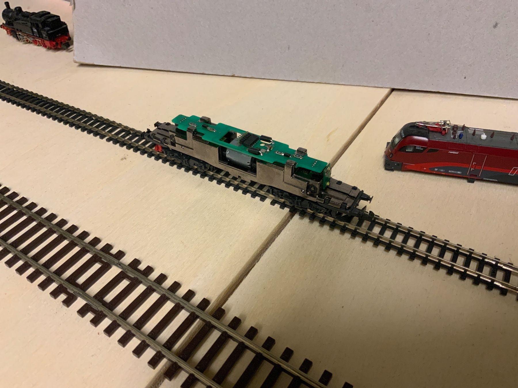 Modellini di ferrovie: Spur N Lok mit digitalschnittstelle – Usato da Wil ZH venduto da kistlerroman 2