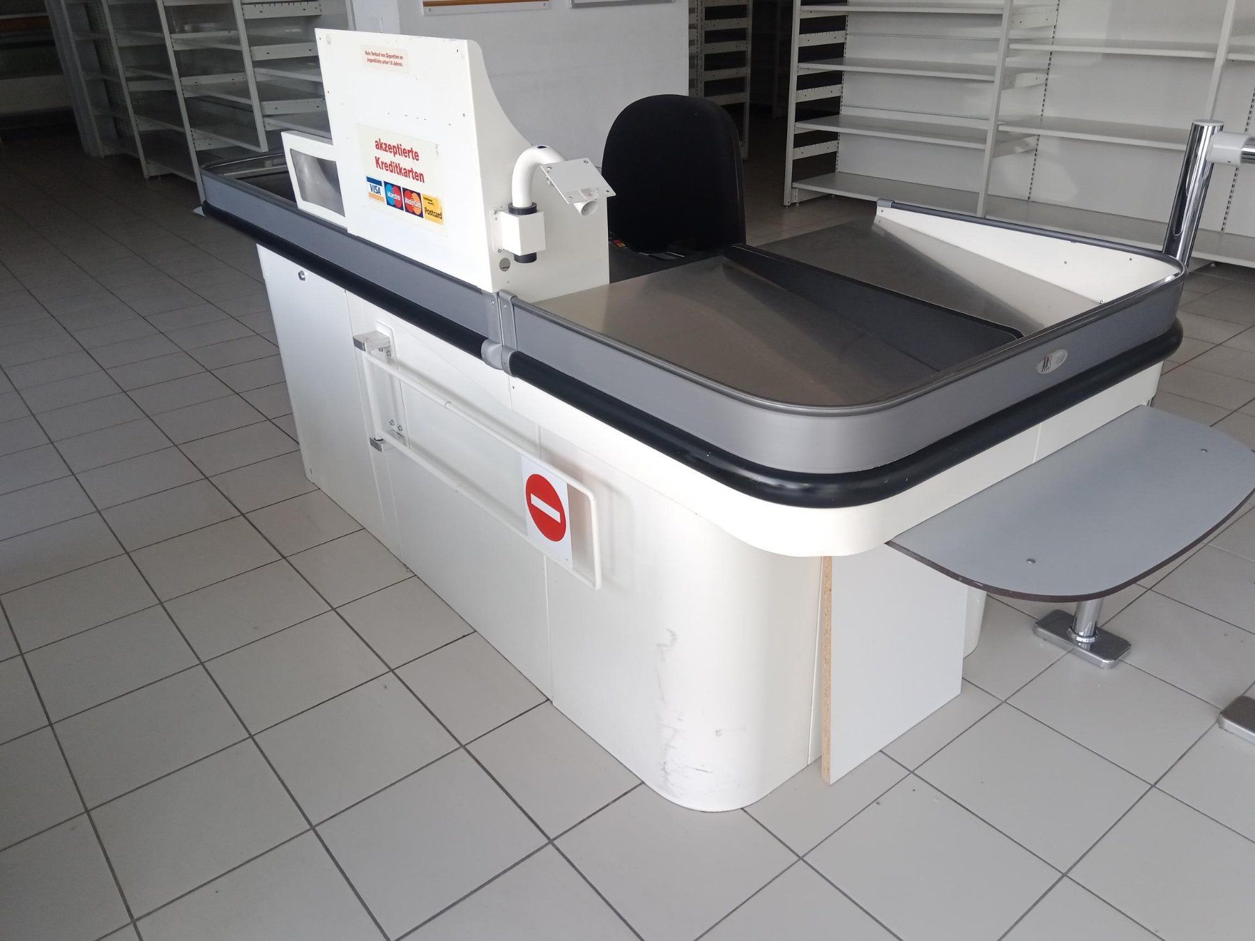 Registratore di cassa: Kassenboxen – Usato da Leukerbad venduto da kgr_nqz2