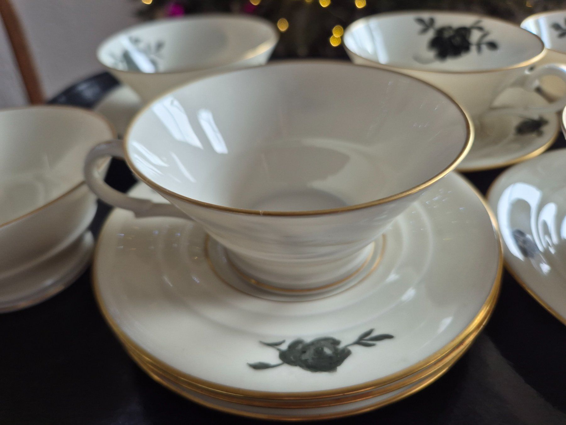 Tazze: 6 Vintage Teeservice, Rosenmuster, Goldrand, – Usato da Bern venduto da aronari 4
