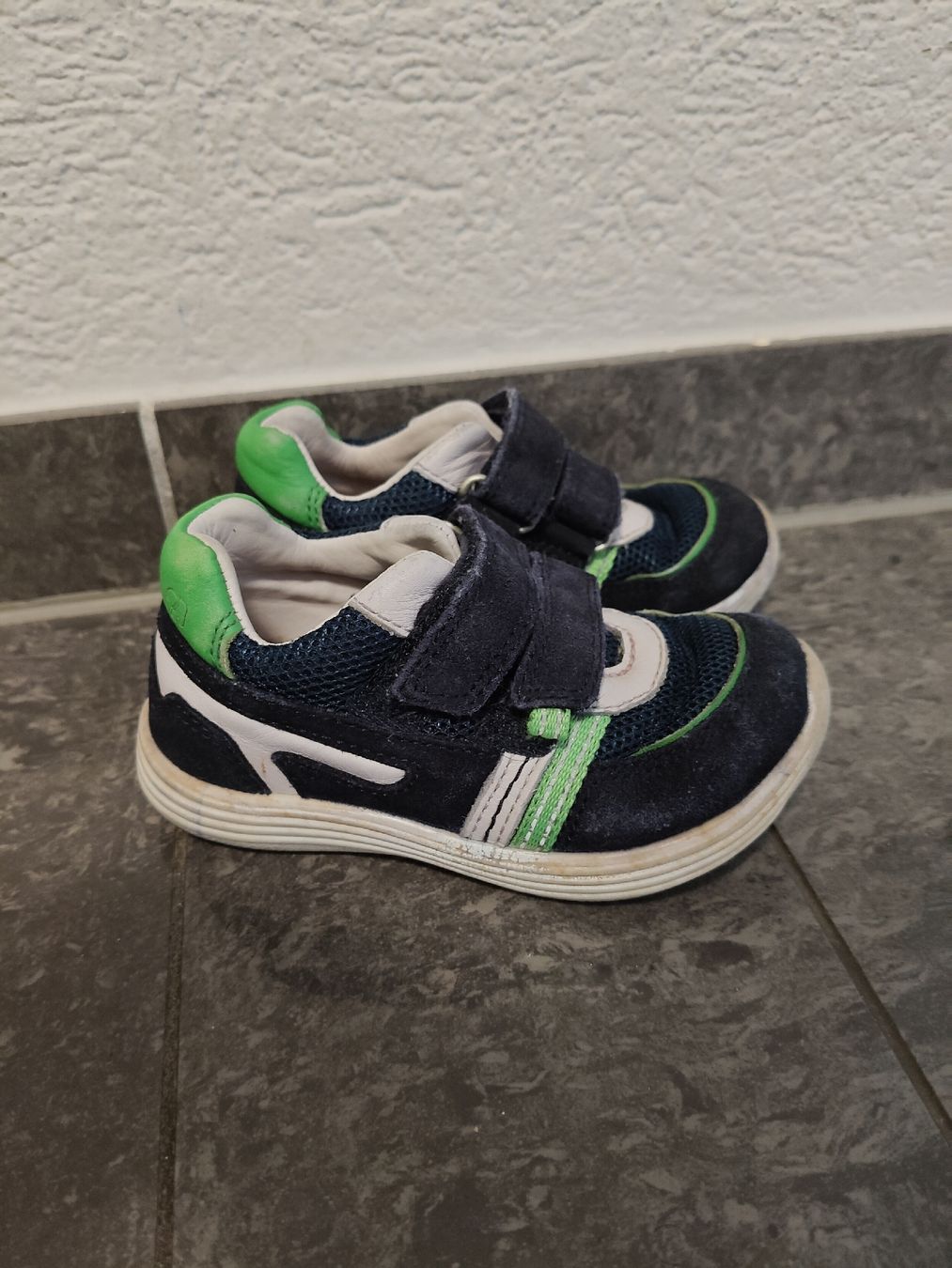 Scarpe per ragazzi: Chaussures enfant Elefanten taille 23 – Usato da Oberburg venduto da Ines2019 2