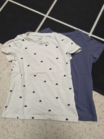 T-Shirt Set H&M mit Herzmuster Grösse 110/116 blau weiss