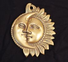 Bronze Wanddekoration Sonne und Mond (Surya und Chandra)