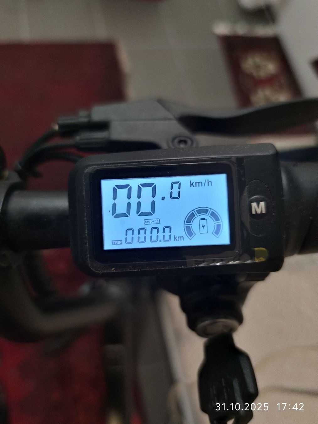 Veicoli elettrici: Fast E-Scooter, neuwertig, Top Zustand, Winter-Schnäppchen – Nuovo (secondo la descrizione) da Glattbrugg venduto da hap_8w8v 1