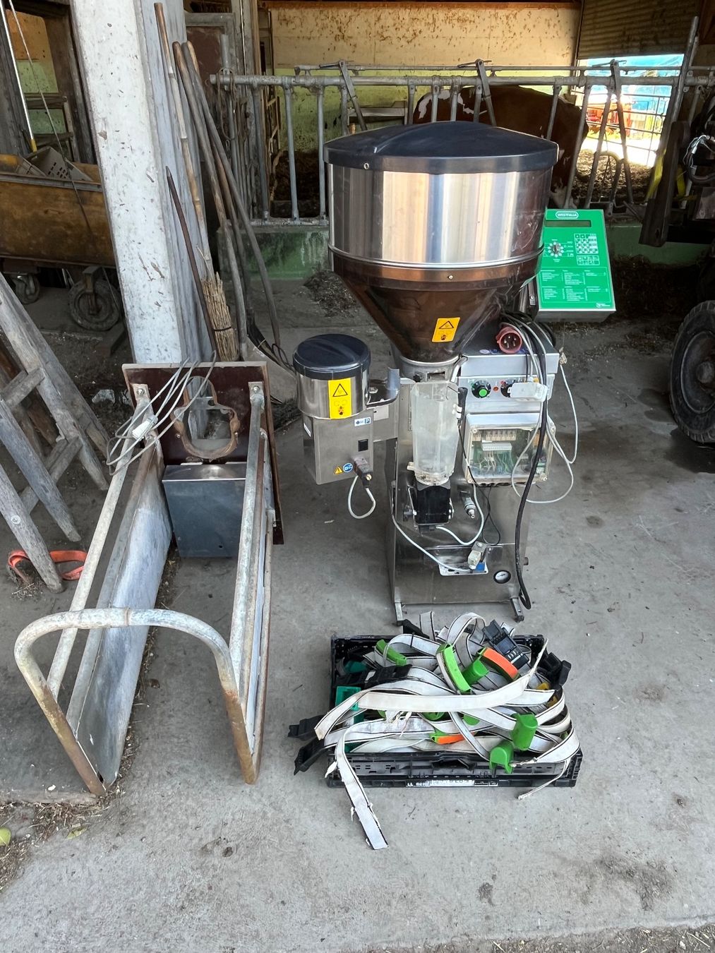 Westfalia Tutte le macchine: Tränkeautomat Förster Westfalia GEA – Usato da Egnach venduto da danba01