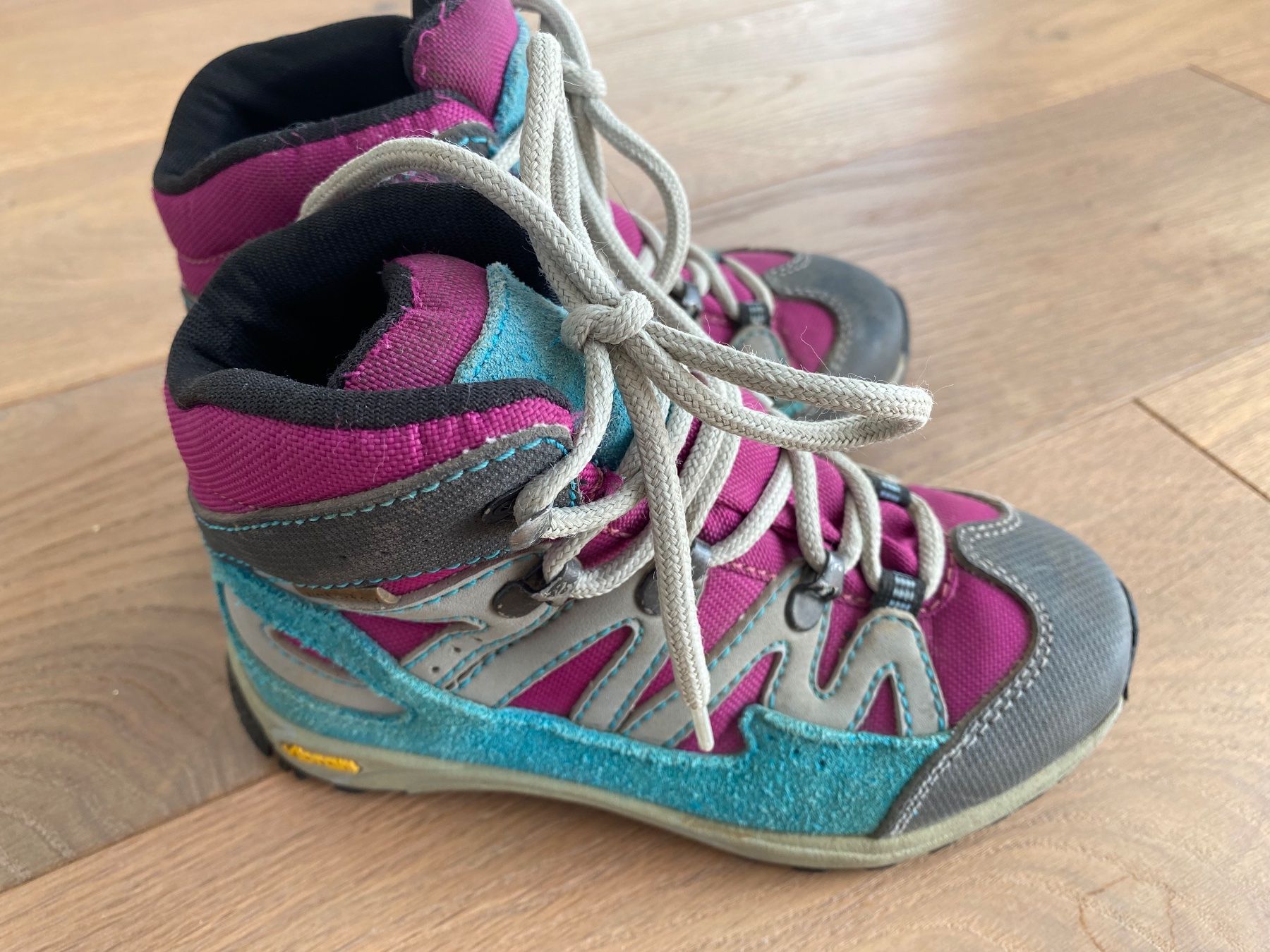 Schuhe für Jungen: Wanderschuhe Grösse 28 – Gebraucht aus Basadingen von Susanita0