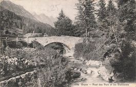 Gryon (VD) – Brücke des Pars mit Blick auf Les Diablerets