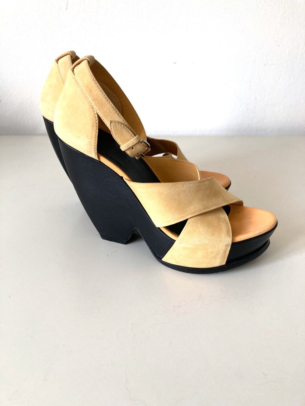 Balenciaga Scarpe da donna: BALENCIAGA Sandales – Usato da Reconvilier venduto da oliver008 1