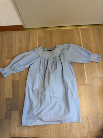 Schulterfreies Kleid Zara Woman M