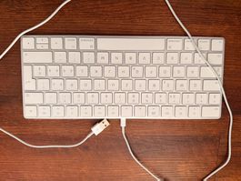 Apple Tastatur klein
