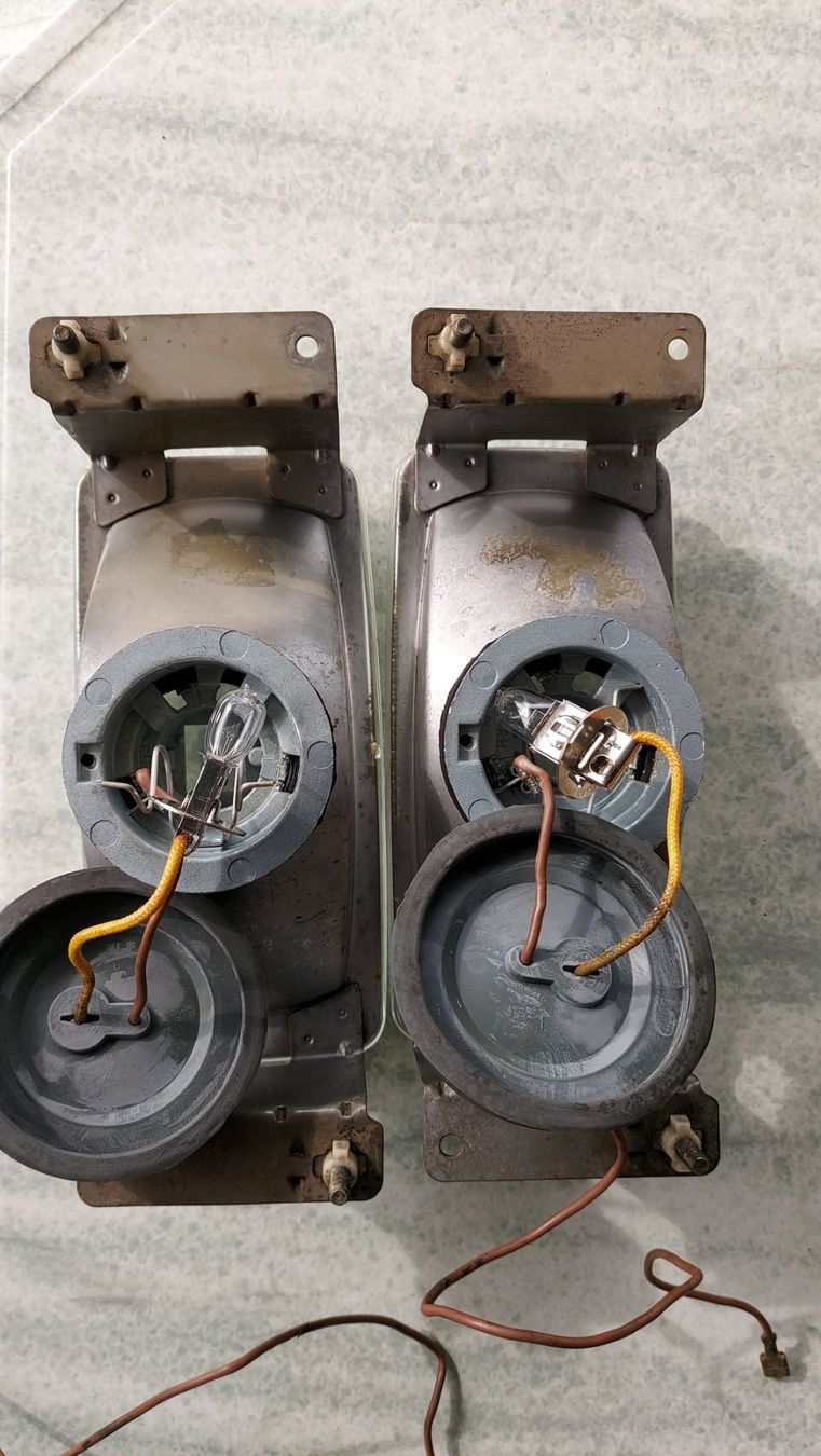 Hella Scheinwerfer: Scheinwerfer Hella zusatz Fernscheinwerfer – Gebraucht aus Oberrohrdorf von Sukiz13 8