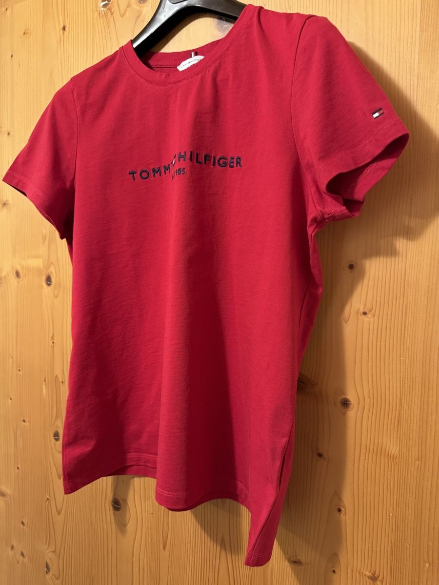 Tommy Hilfiger T-Shirts: T-Shirt Thommy Hilfiger – Neu (gemäss Beschreibung) aus Appenzell von Sonnschein_ 1
