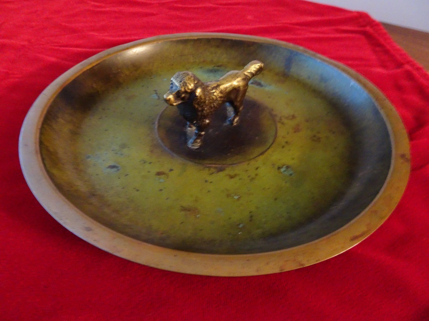 Sculture & Statue: antike Schale Hund AGTE Bronce ILDFAST – Usato da Vitznau venduto da Mina60