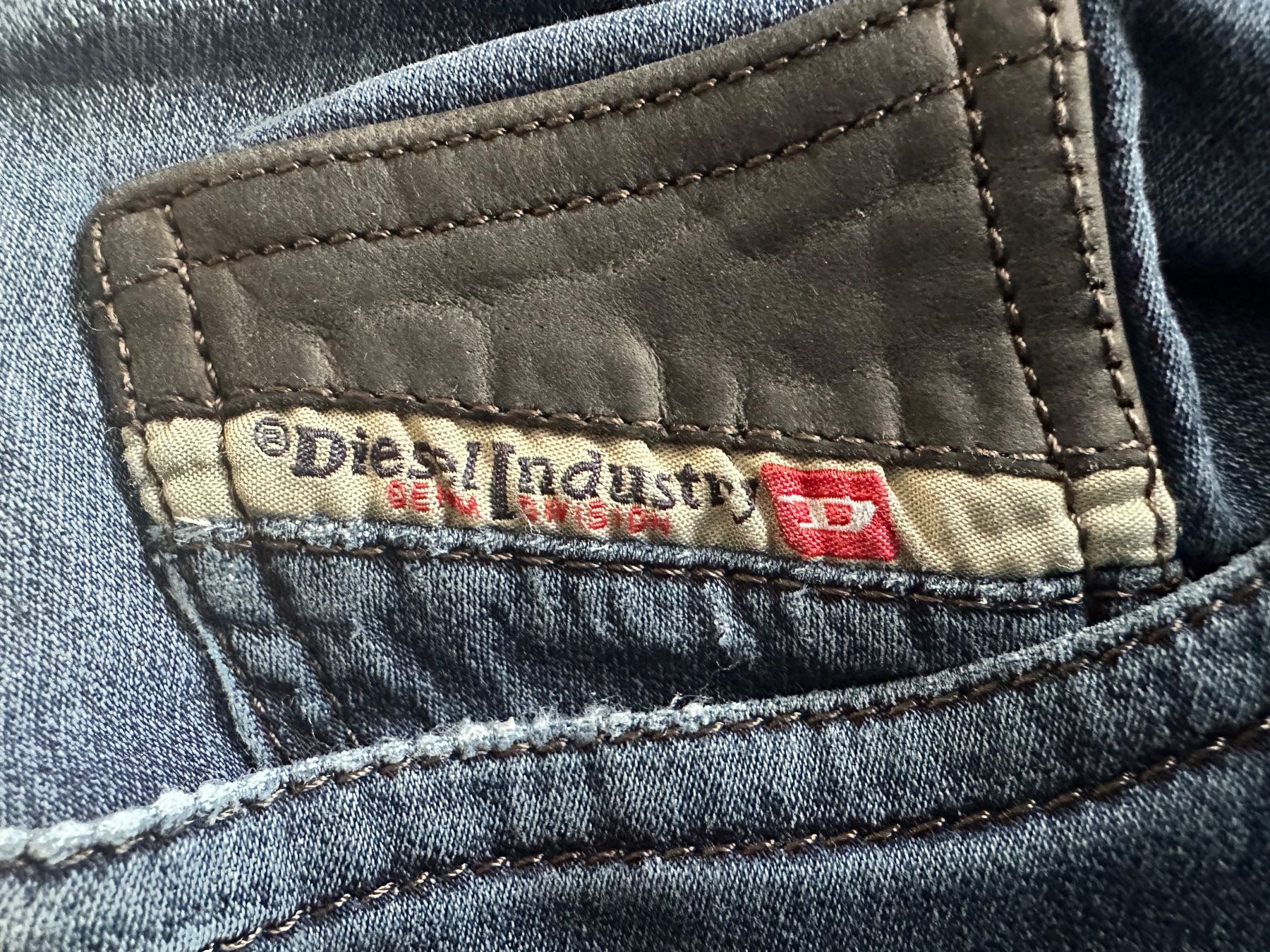 Diesel Jeans: Diesel Jeans Herren blau – Usato da Bülach venduto da Jubet 2