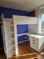 Kinderhochbett mit Schreibtisch und Schrank