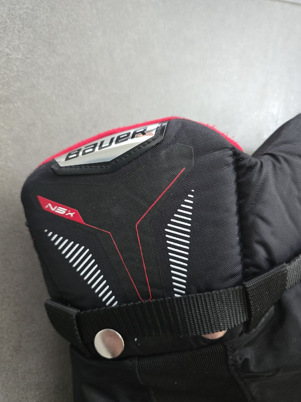 Protezioni & Imbottiture: Cuissette bauer youth L/G – Nuovo (secondo la descrizione) da vallon venduto da Djsubway 4