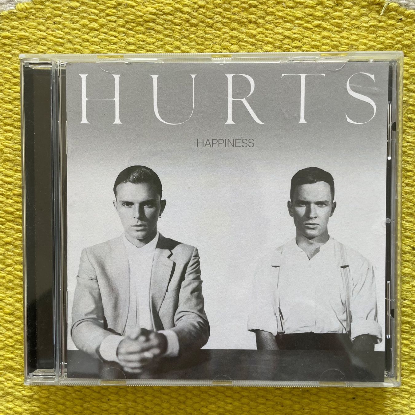 CD: HURTS-HAPPINESS – Usato da Rorschacherberg venduto da CD-Roli