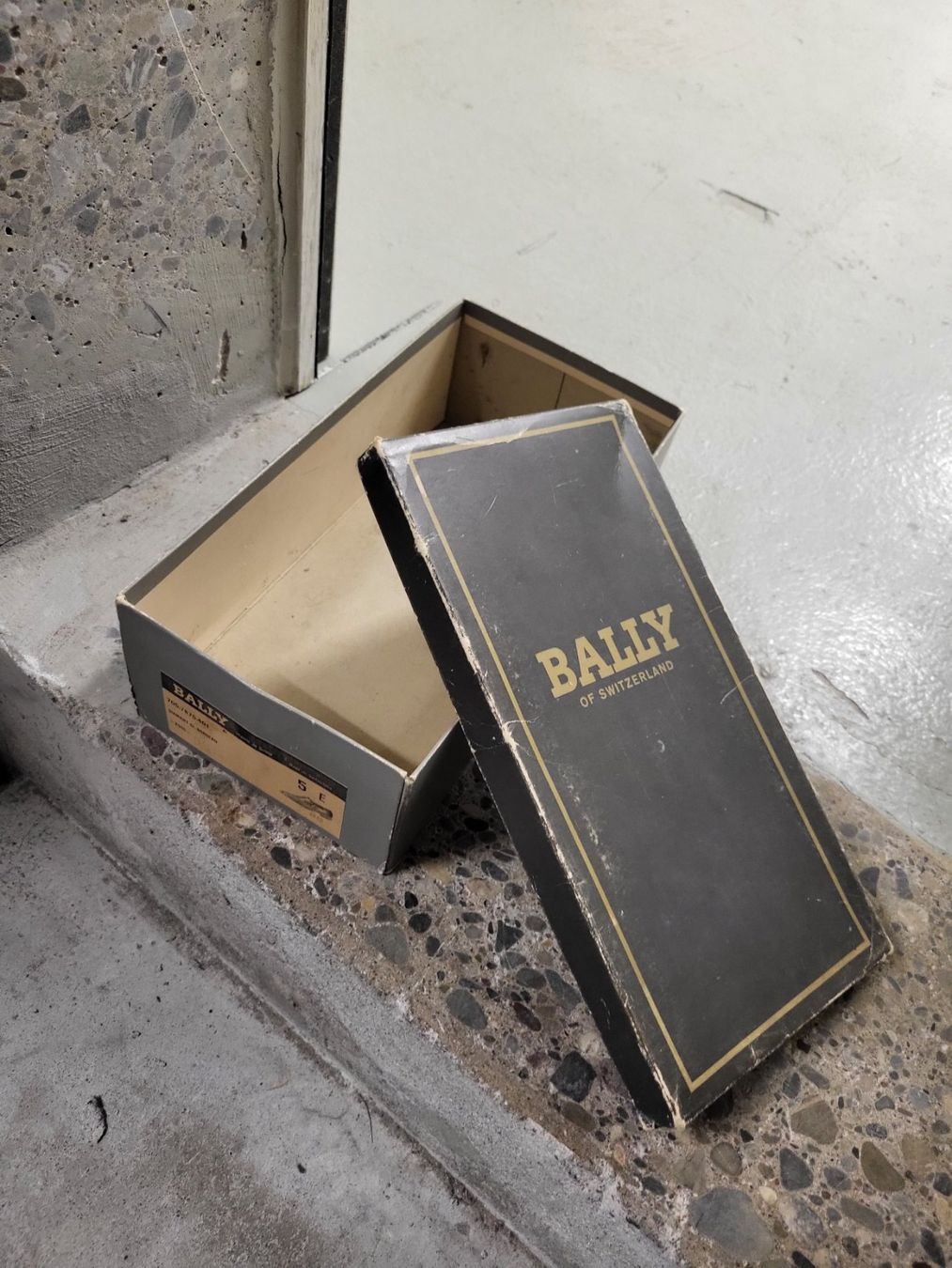 Transportkisten: Antike Bally-Schuhschachtel – Gebraucht aus Rümlang von Turrin 1