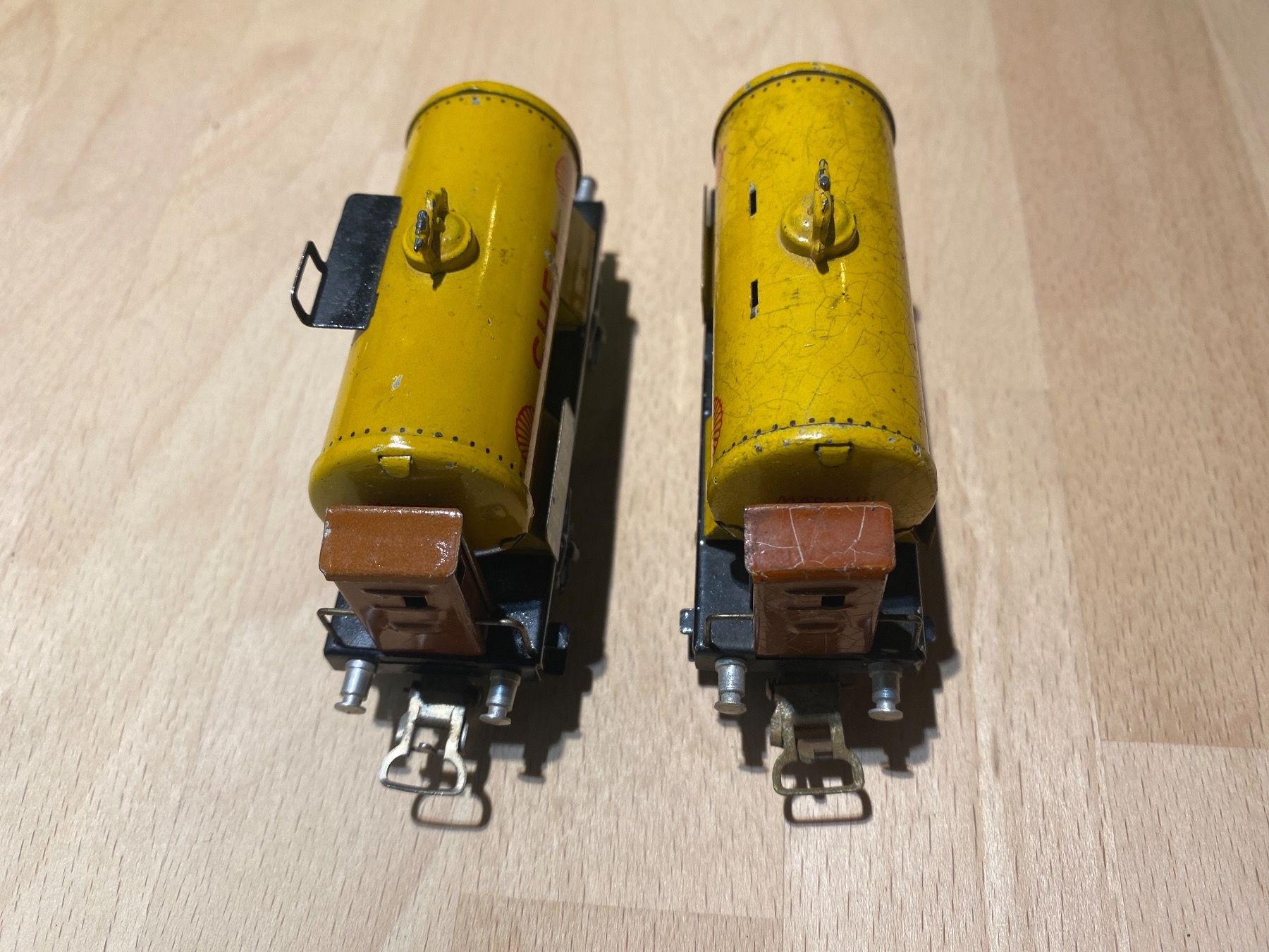 Märklin Modelleisenbahnen: SHELL - 374 - Kesselwagen – Gebraucht aus Stüsslingen von leo_nzh6 5